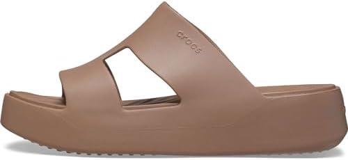 Size Up and Strut Your Stuff: The Crocs Getaway Wedge Sandals Review