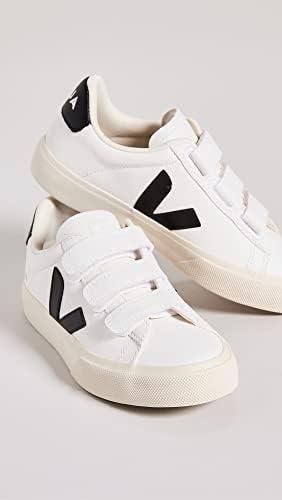 Reviewing the Veja Women's Recife Logo Sneaker: Our Honest Opinion