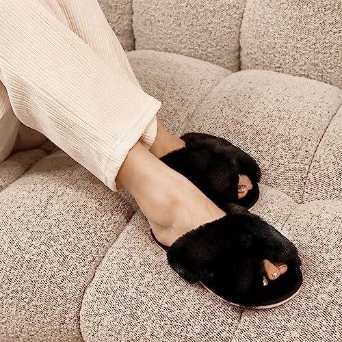 Ultimate ⁤Comfort ‍in Every Step: ⁢DOIOWN Women's Fuzzy Slippers⁤ Review